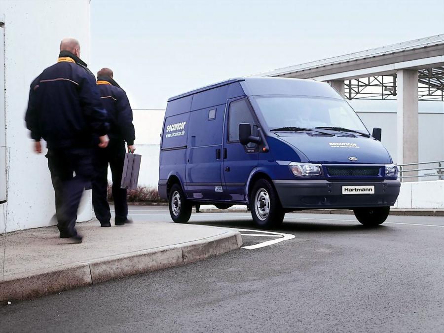  Ford Transit Van 2000 года  (фото 15 из 22)